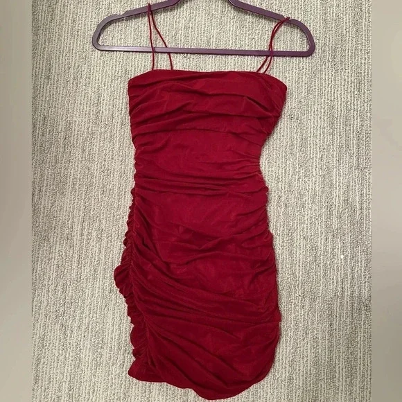 PRINCESS POLLY DARK RED SIZE 2 RUCHED DRESS - Picture 2 of 8